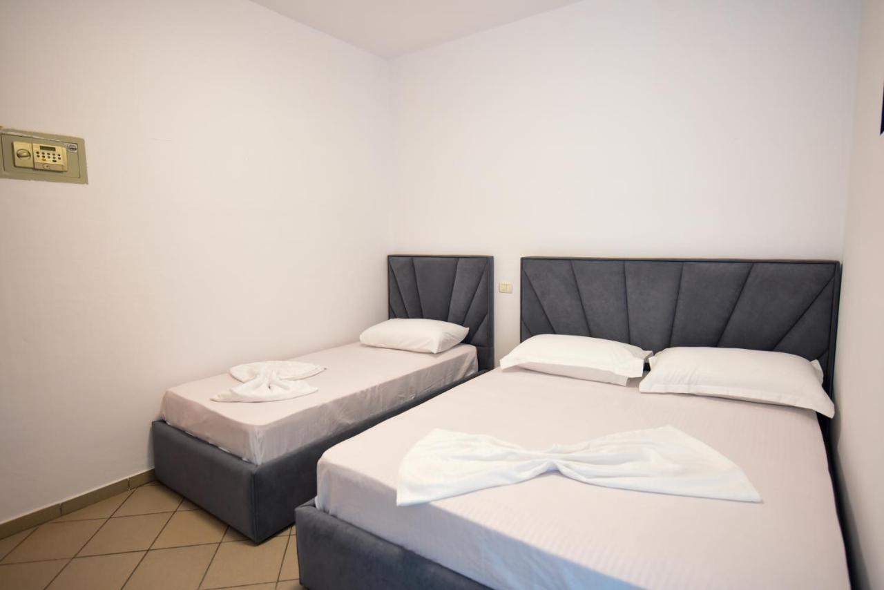 Koa Hotel Durres Exterior photo