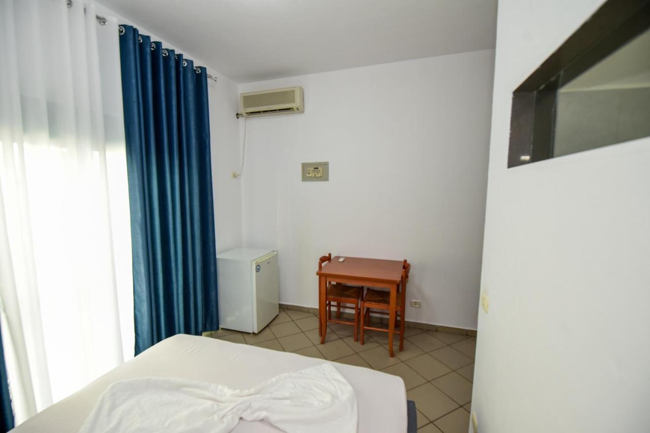 Koa Hotel Durres Exterior photo